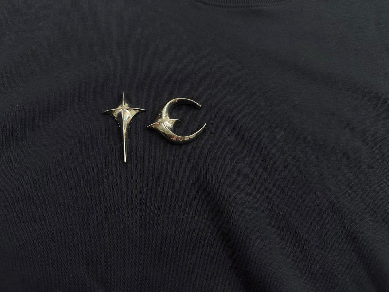 THUG CLUB Metal‑Logo Crewneck Sweatshirt